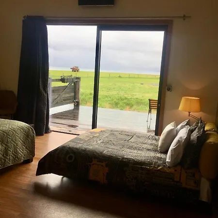 The Cliffs Seaside Lodge Tuatapere Exterior photo