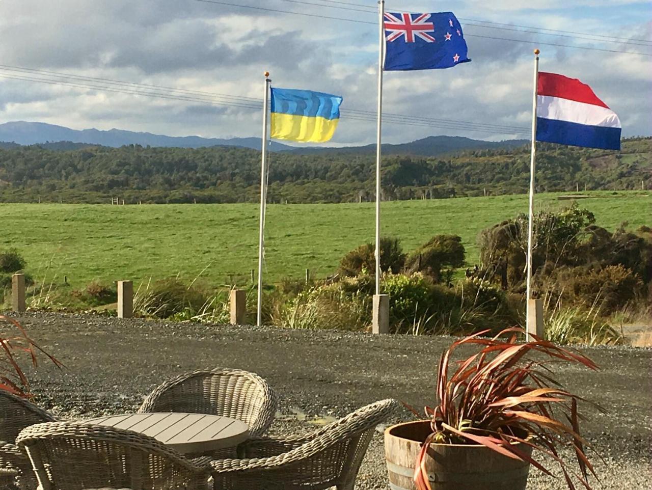 The Cliffs Seaside Lodge Tuatapere