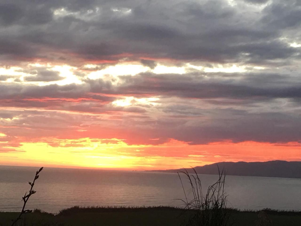 The Cliffs Seaside Lodge Tuatapere
